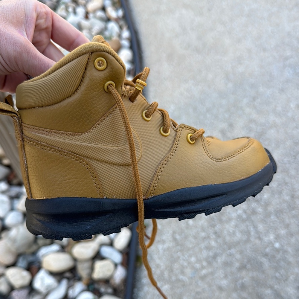 Kids Tan Hiking Boots